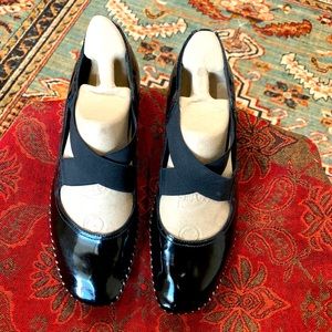 Donald J. Pliner Black Patent Leather Mary Janes.